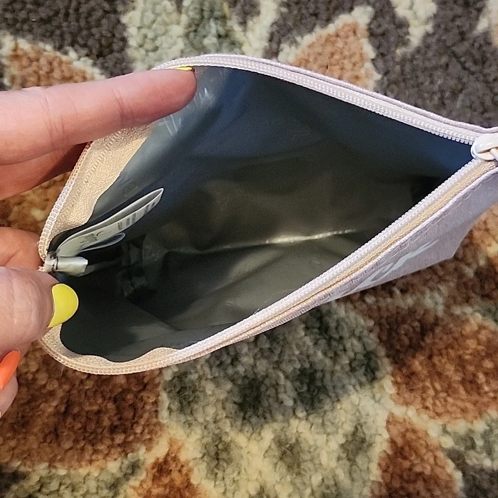 Snack pouch - Picture 2 of 2